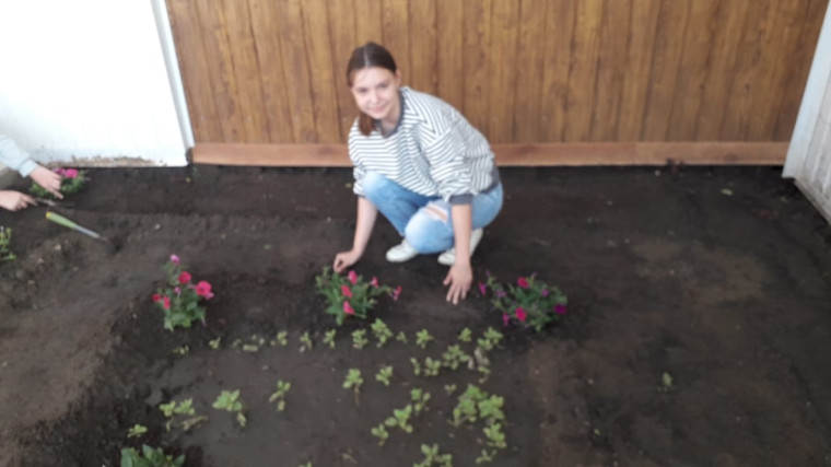 Трудовое звено в нашей школе: активные шаги к лучшему будущему.